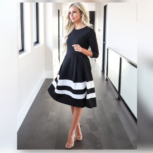 Dresses & Skirts - Fit n Flare Pleated Midi